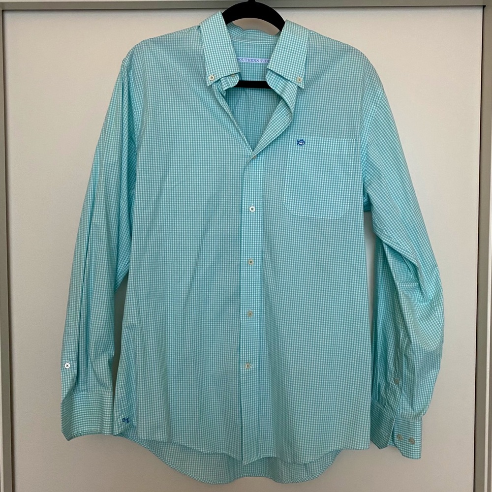 Southern Tide Button Up Shirt